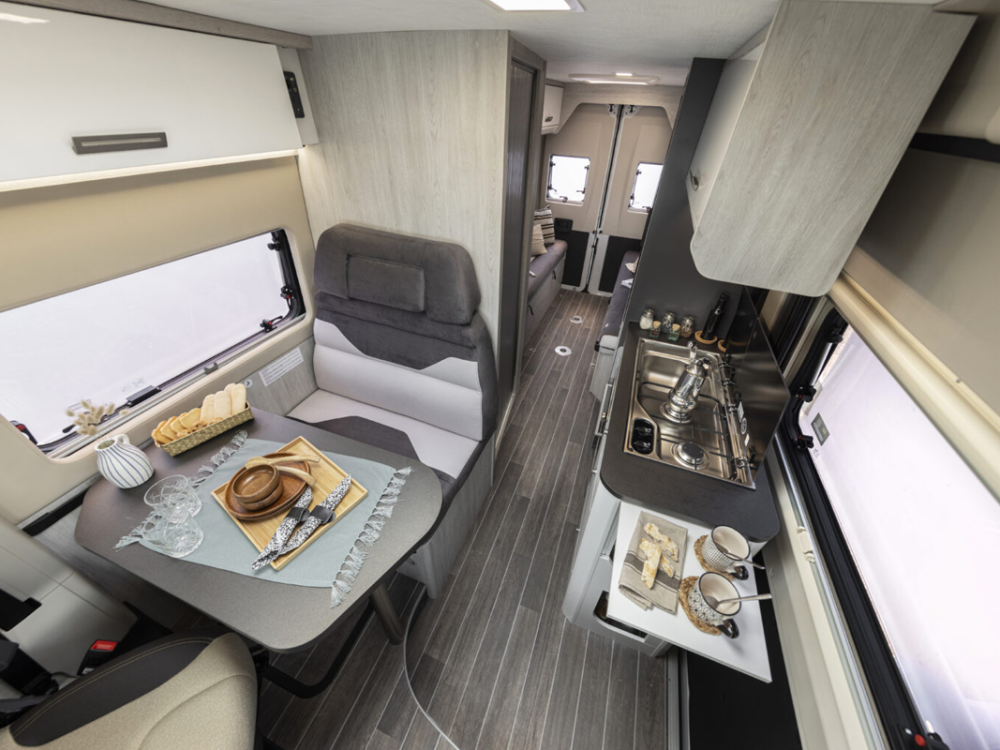 Livingstone duo internal 01